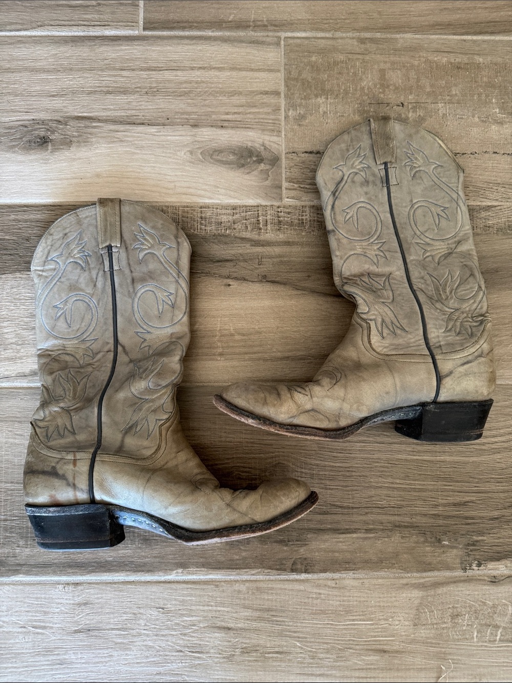 Vintage Larry Mahan 8 D eel skin boots